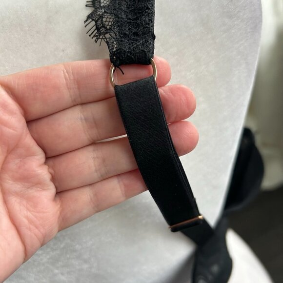 VICTORIA'S SECRET Dream Angels Unlined Plunge Lace Black Bra SZ 38DDD - Picture 8 of 10